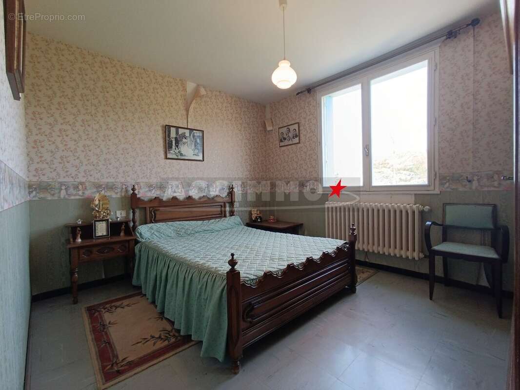 Maison à LABRUGUIERE