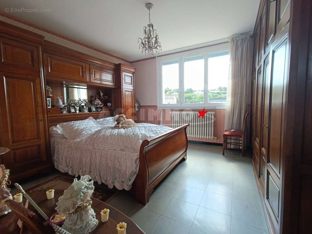 Maison à LABRUGUIERE