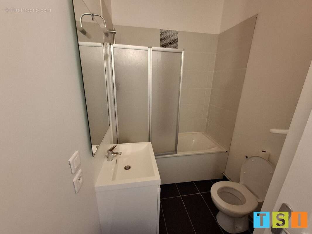 Maison à MONTREJEAU