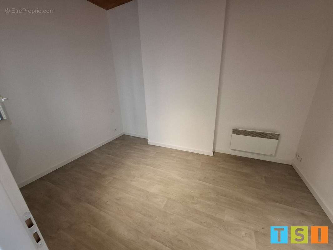 Maison à MONTREJEAU