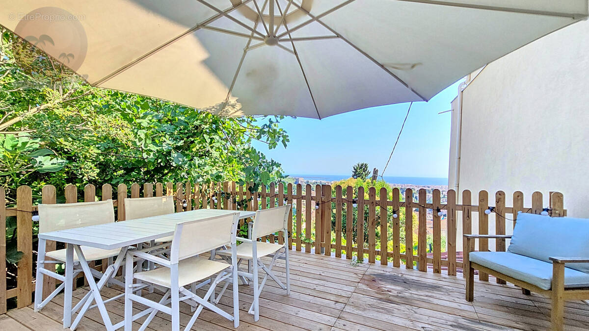 Appartement à LE CANNET