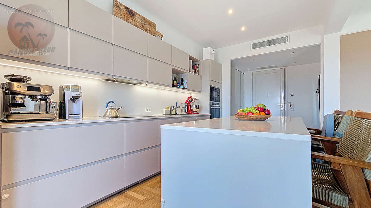 Appartement à LE CANNET