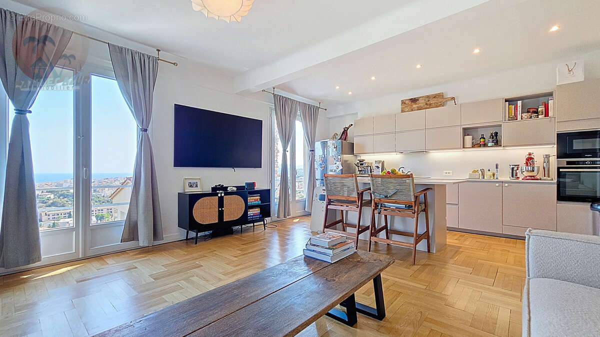 Appartement à LE CANNET