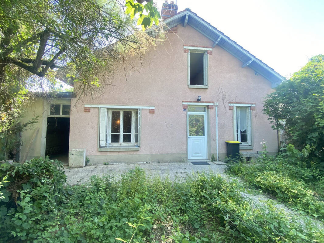 Maison à CEPOY
