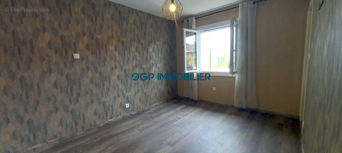 Maison à CASTELGINEST