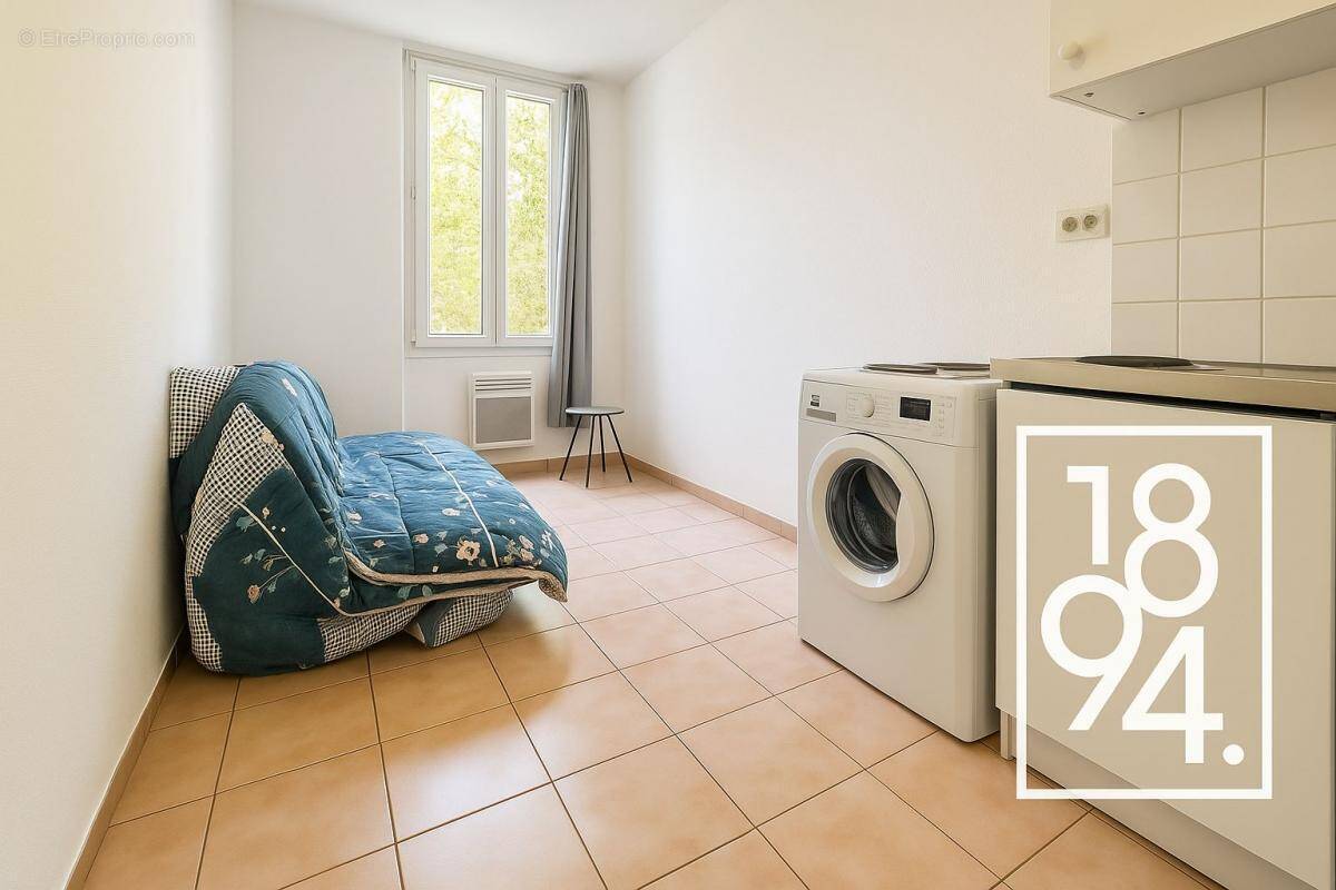 Appartement à MARSEILLE-1E