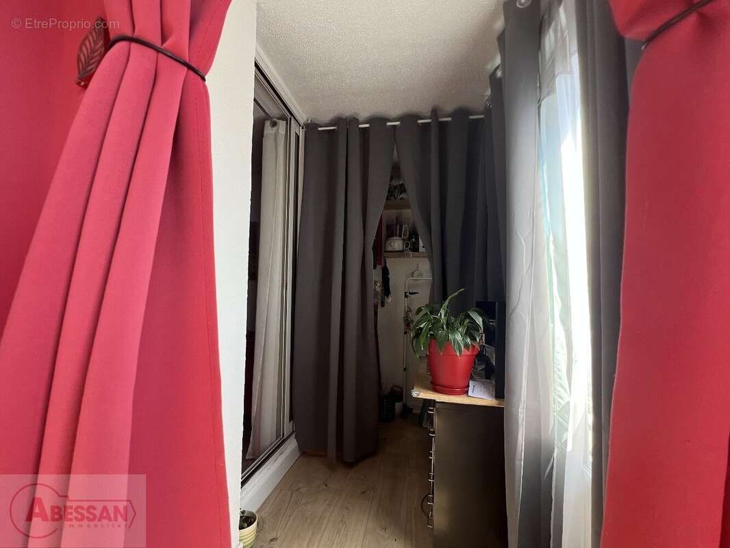 Appartement à CANDILLARGUES