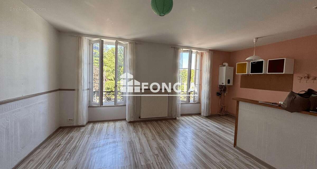 Appartement à JONZAC