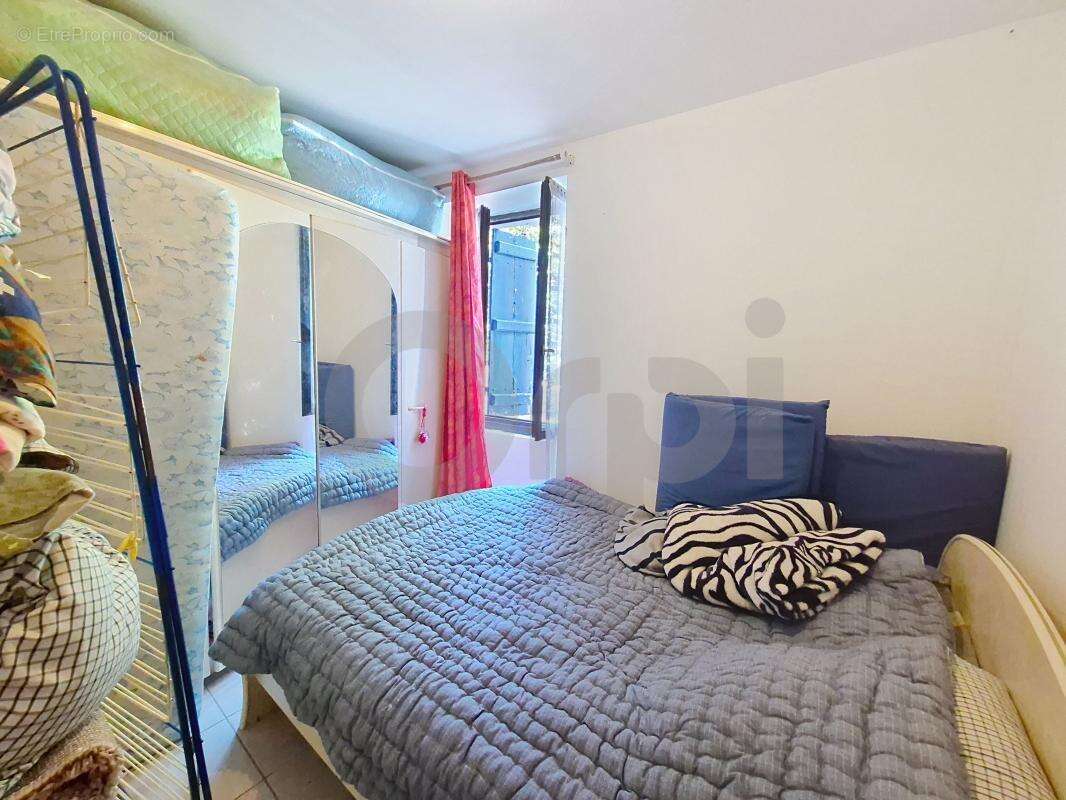 Maison à TERRASSON-LAVILLEDIEU