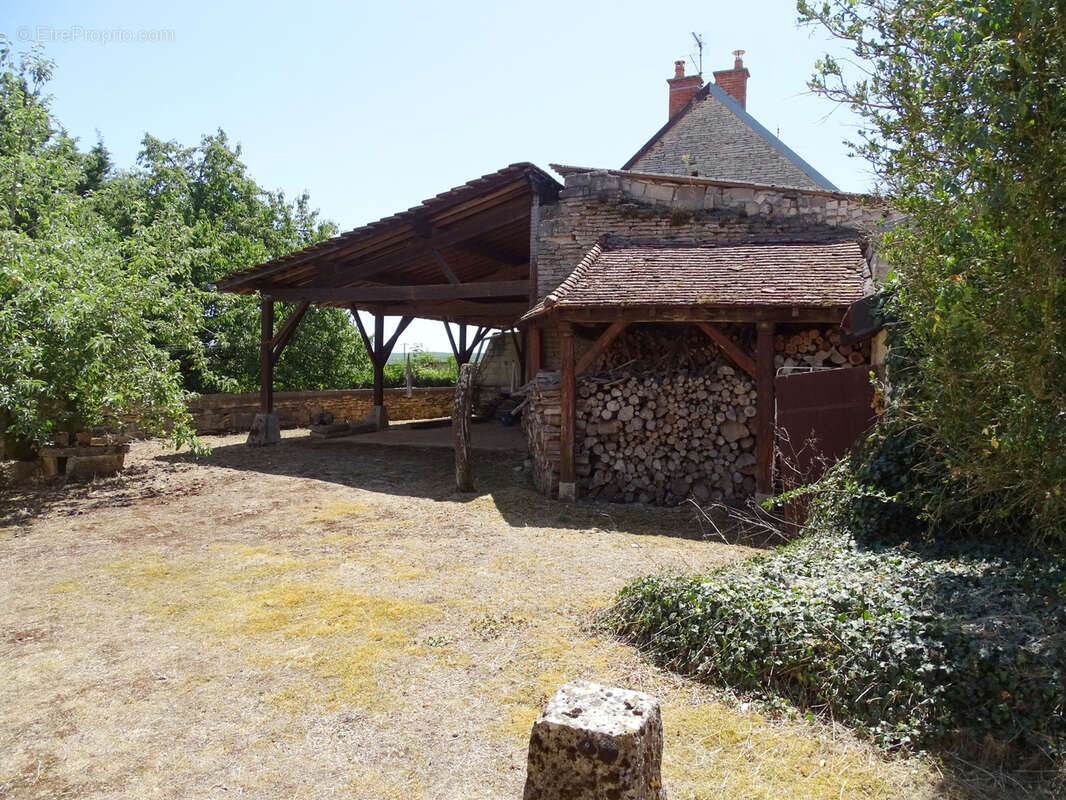 Maison à AMPILLY-LE-SEC