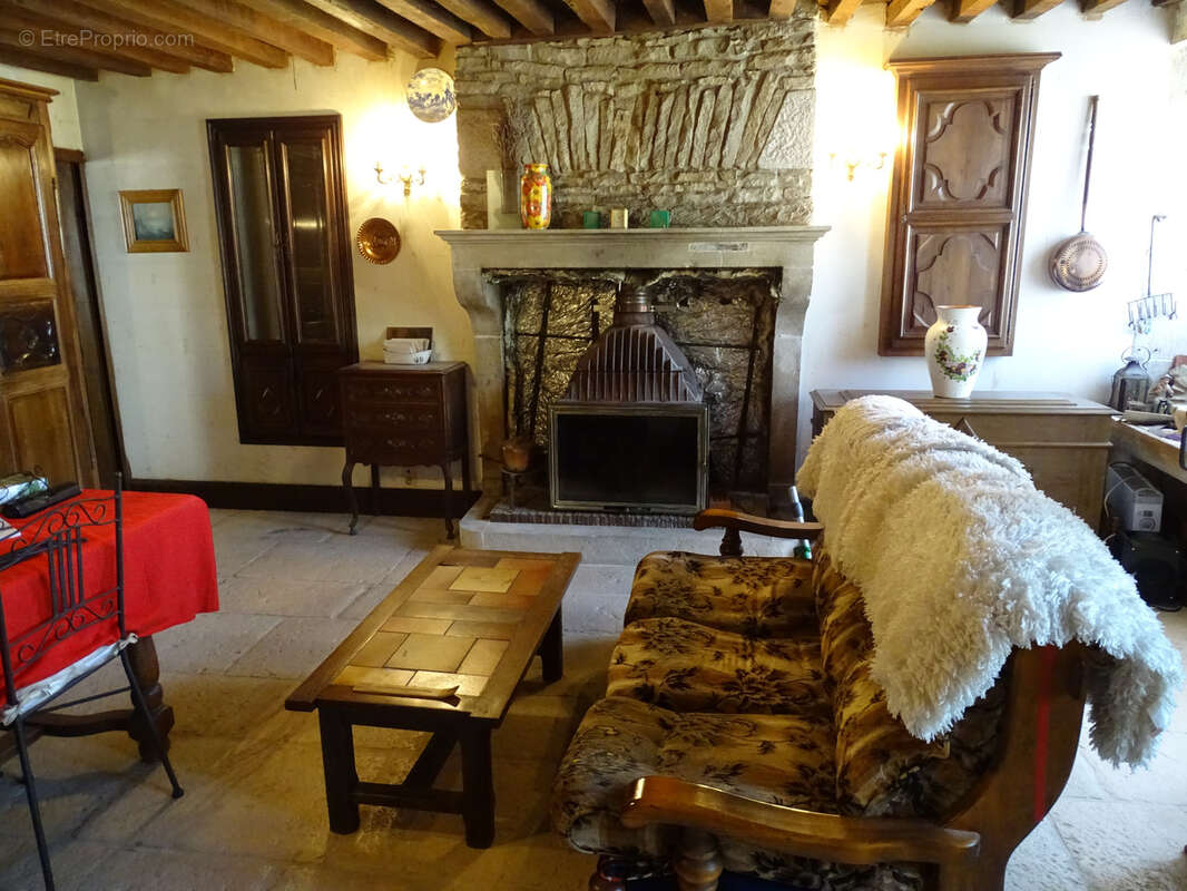 Maison à AMPILLY-LE-SEC