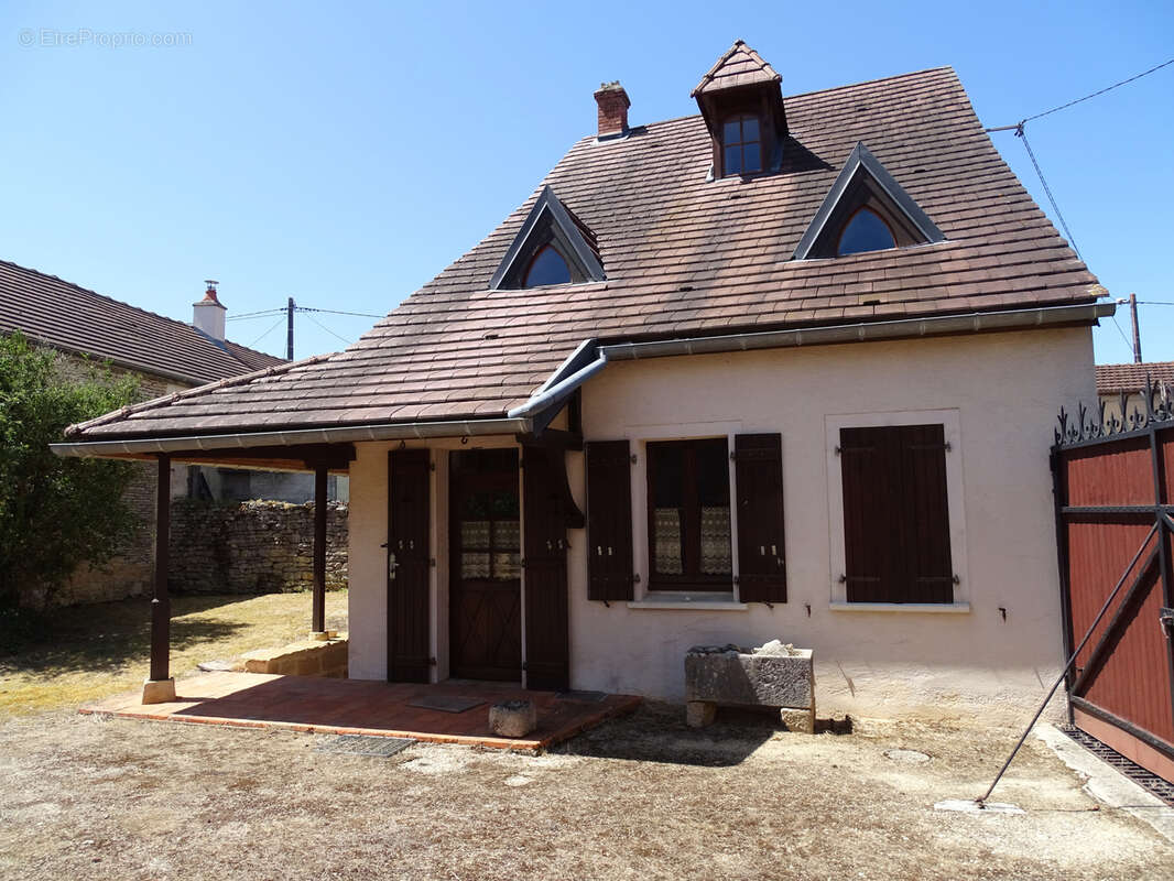 Maison à AMPILLY-LE-SEC