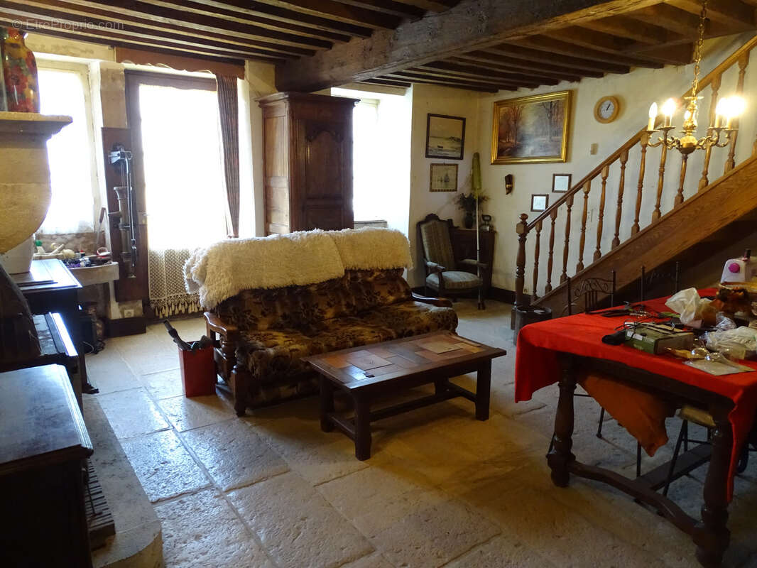 Maison à AMPILLY-LE-SEC