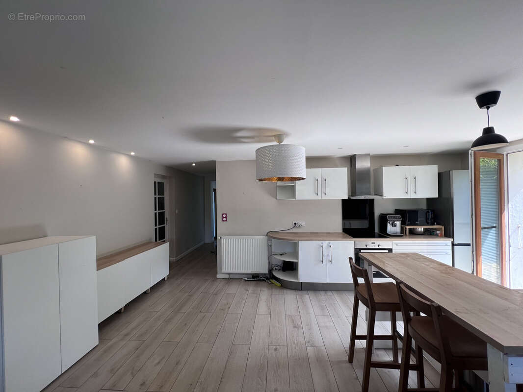 Maison à SAINT-MARTIN-D&#039;URIAGE