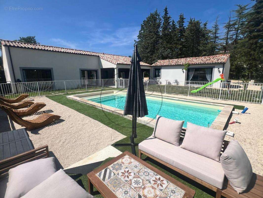 Maison à SAINT-AMBROIX