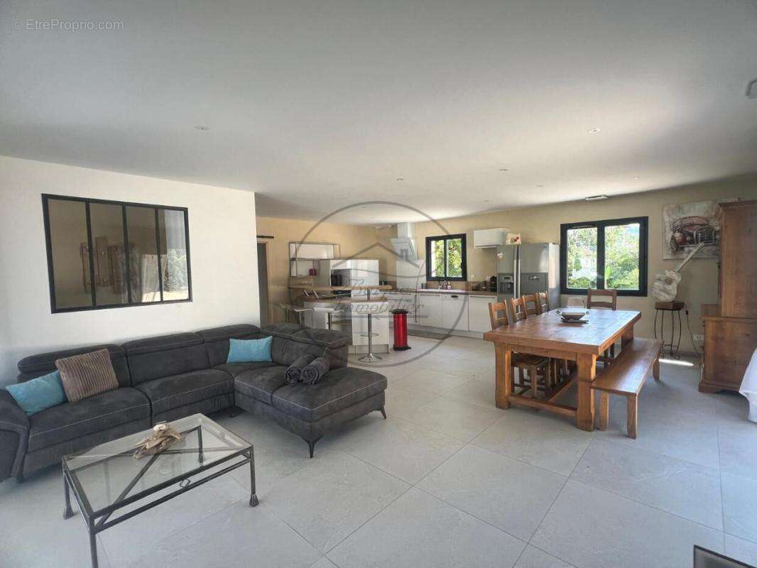 Maison à SAINT-AMBROIX