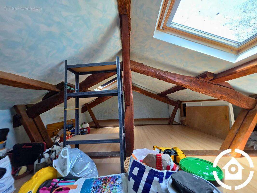 Appartement à RUELLE-SUR-TOUVRE