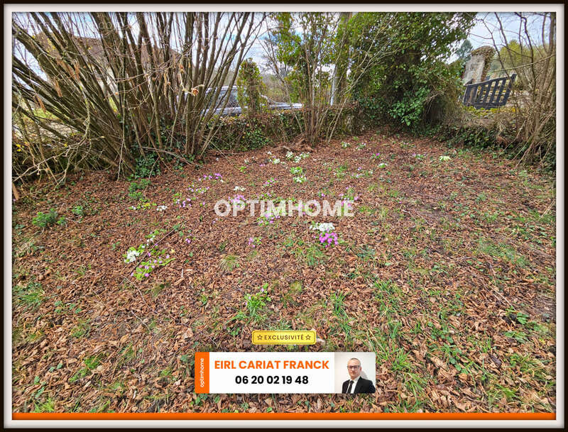 Terrain à SAINT-ETIENNE-DE-FURSAC