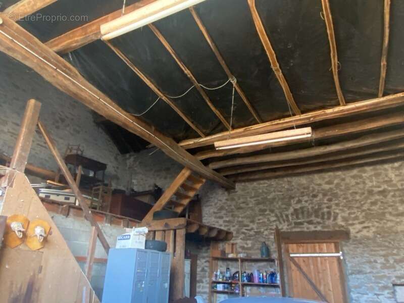 Maison à COLONDANNES