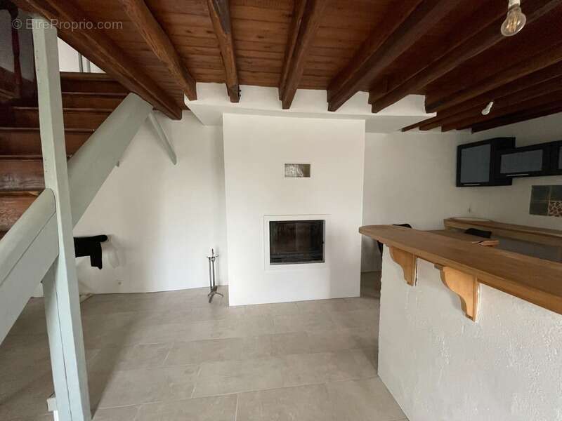 Maison à ARNAC-LA-POSTE