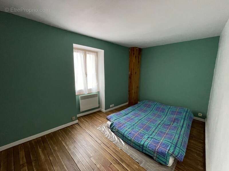 Maison à ARNAC-LA-POSTE