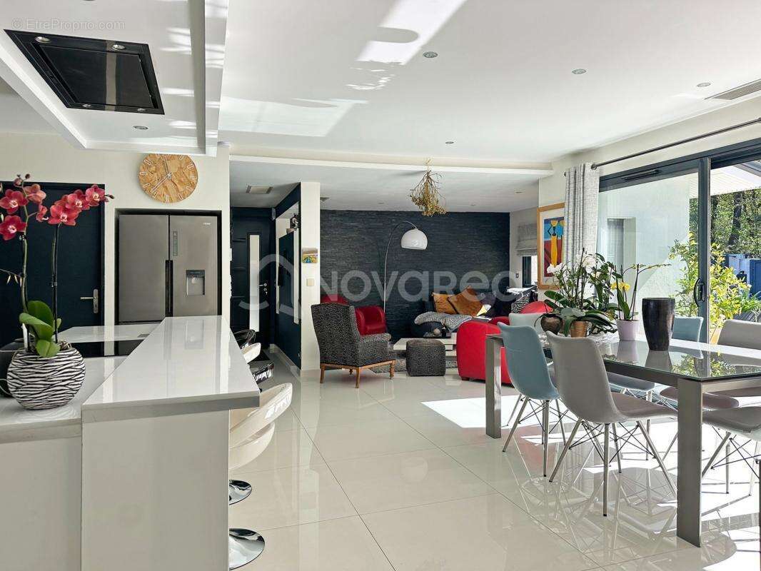 Maison à BENESSE-MAREMNE