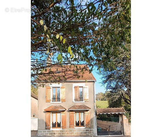 Maison à BILLY-SUR-OISY