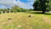 Terrain à JUIGNE-DES-MOUTIERS
