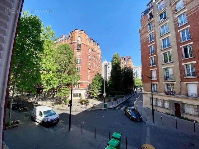 Appartement à PARIS-20E