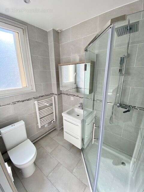 Appartement à PARIS-20E