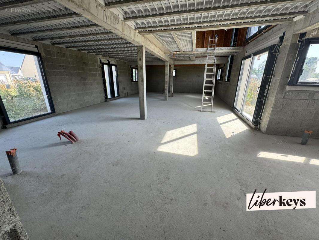 Maison à SAINT-AMAND-LONGPRE