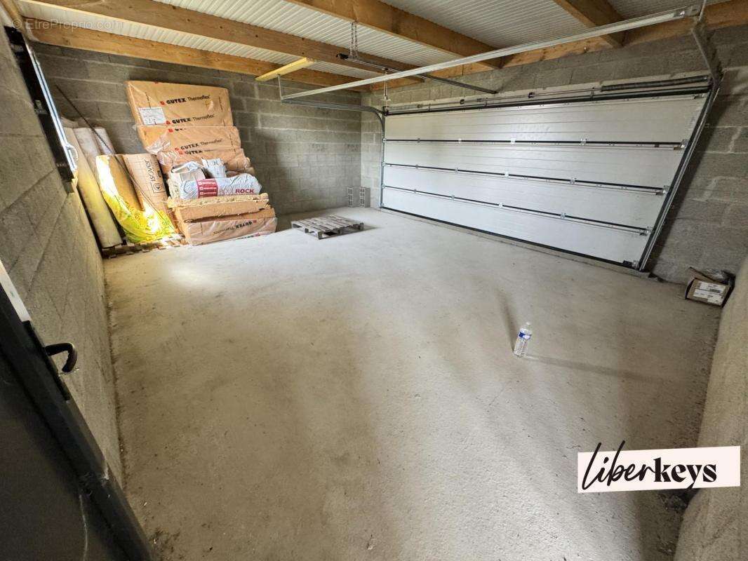 Maison à SAINT-AMAND-LONGPRE