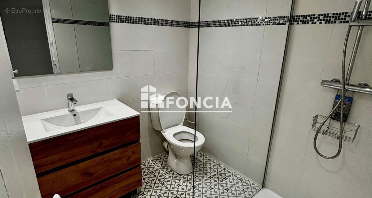 Appartement à SIX-FOURS-LES-PLAGES