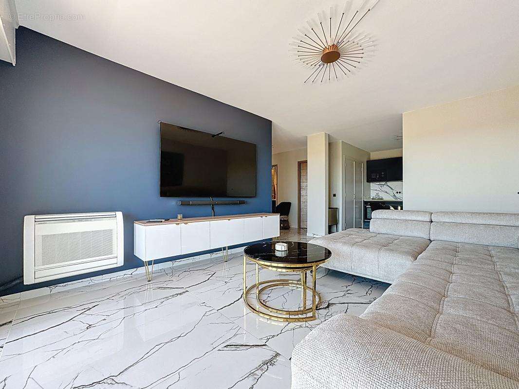 Appartement à FREJUS