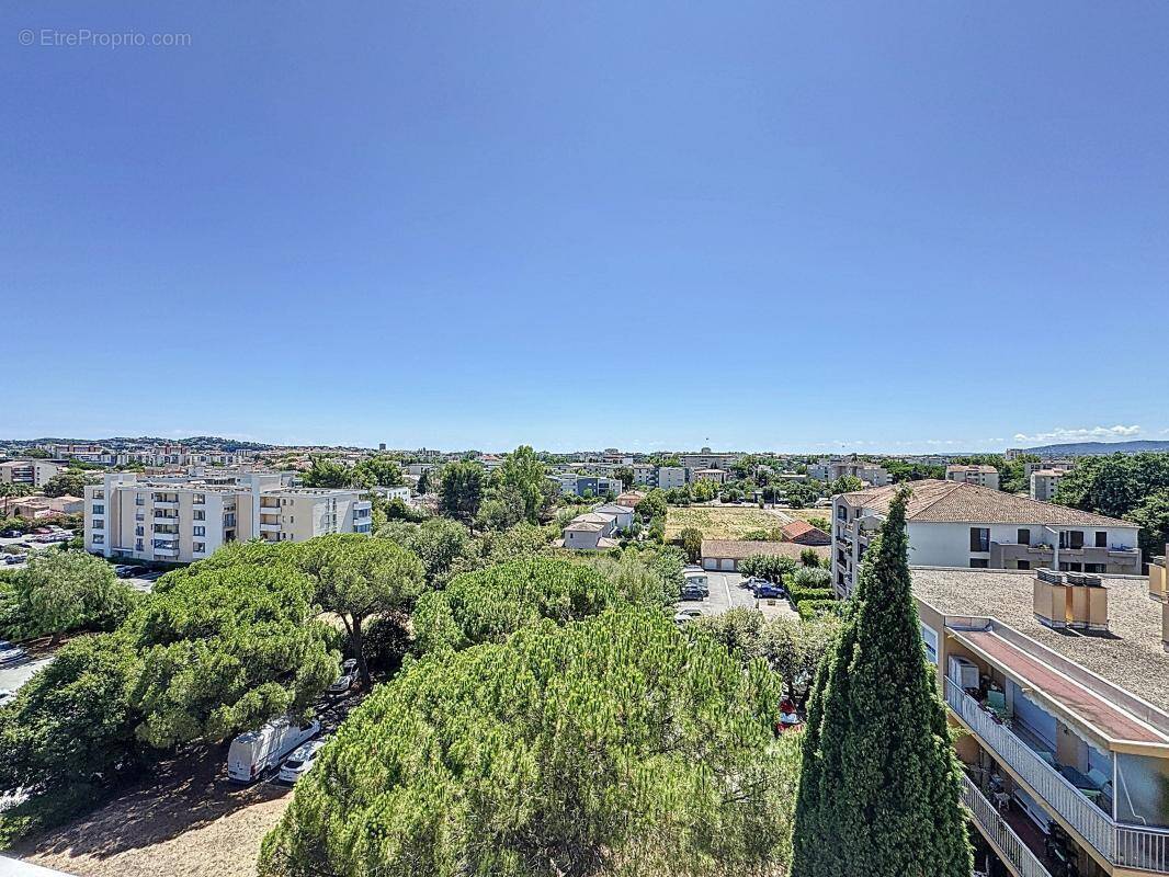 Appartement à FREJUS
