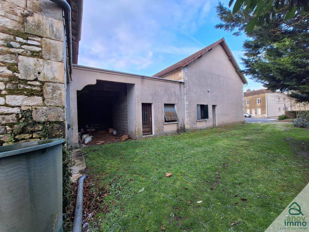 Commerce à VERRIERES