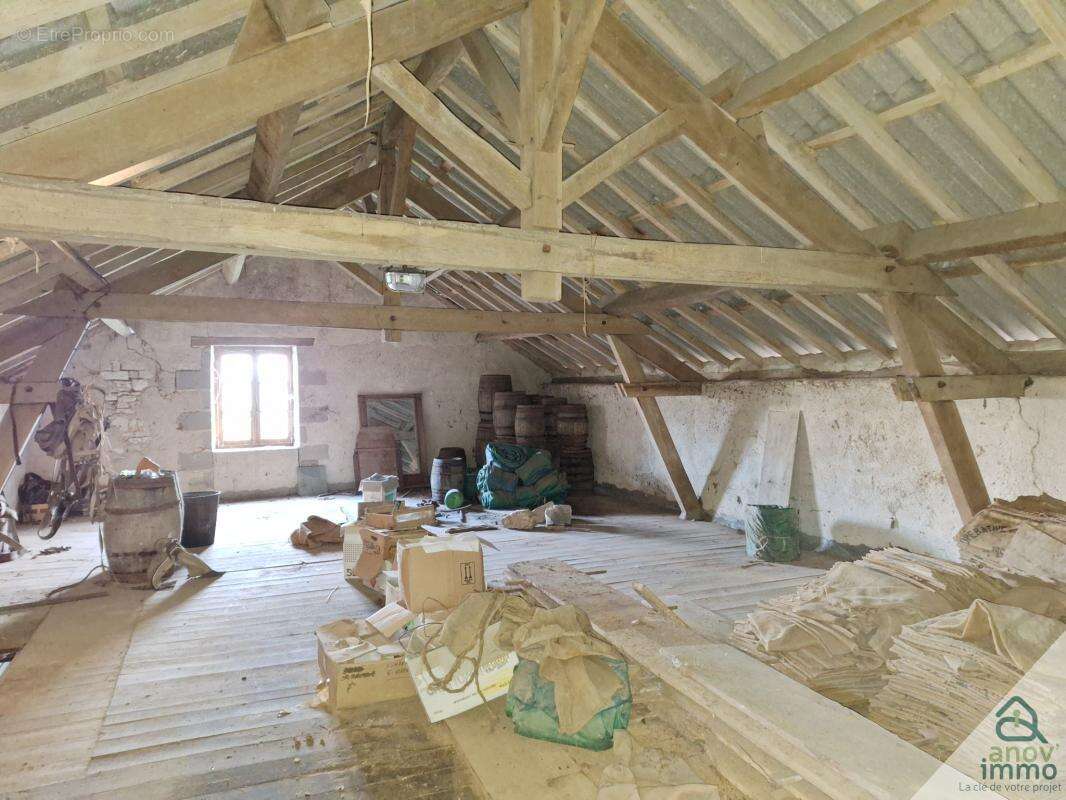 Commerce à VERRIERES