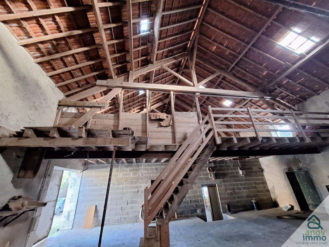 Commerce à VERRIERES