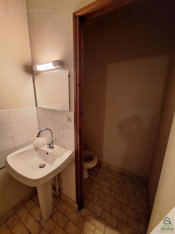 Commerce à VERRIERES