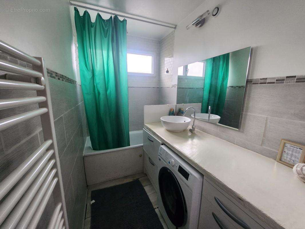 Appartement à ATHIS-MONS