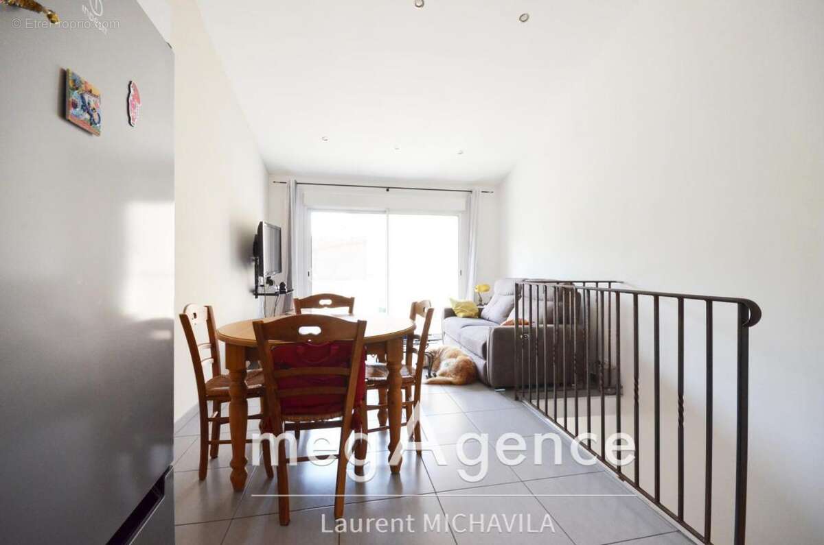 Maison à VILLENEUVE-LES-BEZIERS