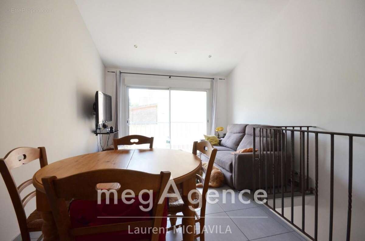 Maison à VILLENEUVE-LES-BEZIERS