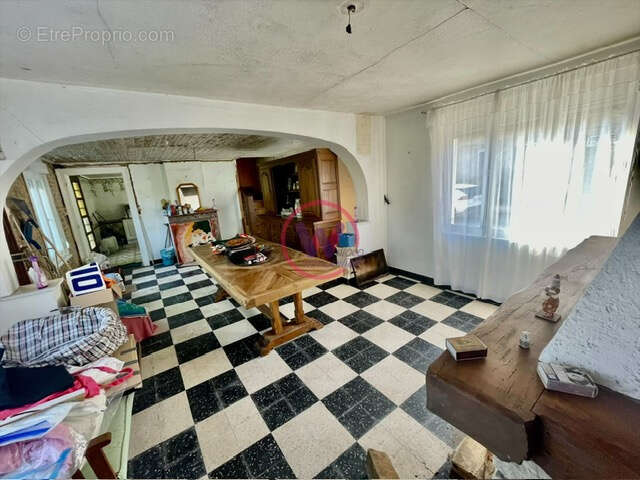 Maison à BEAUMETZ-LES-LOGES