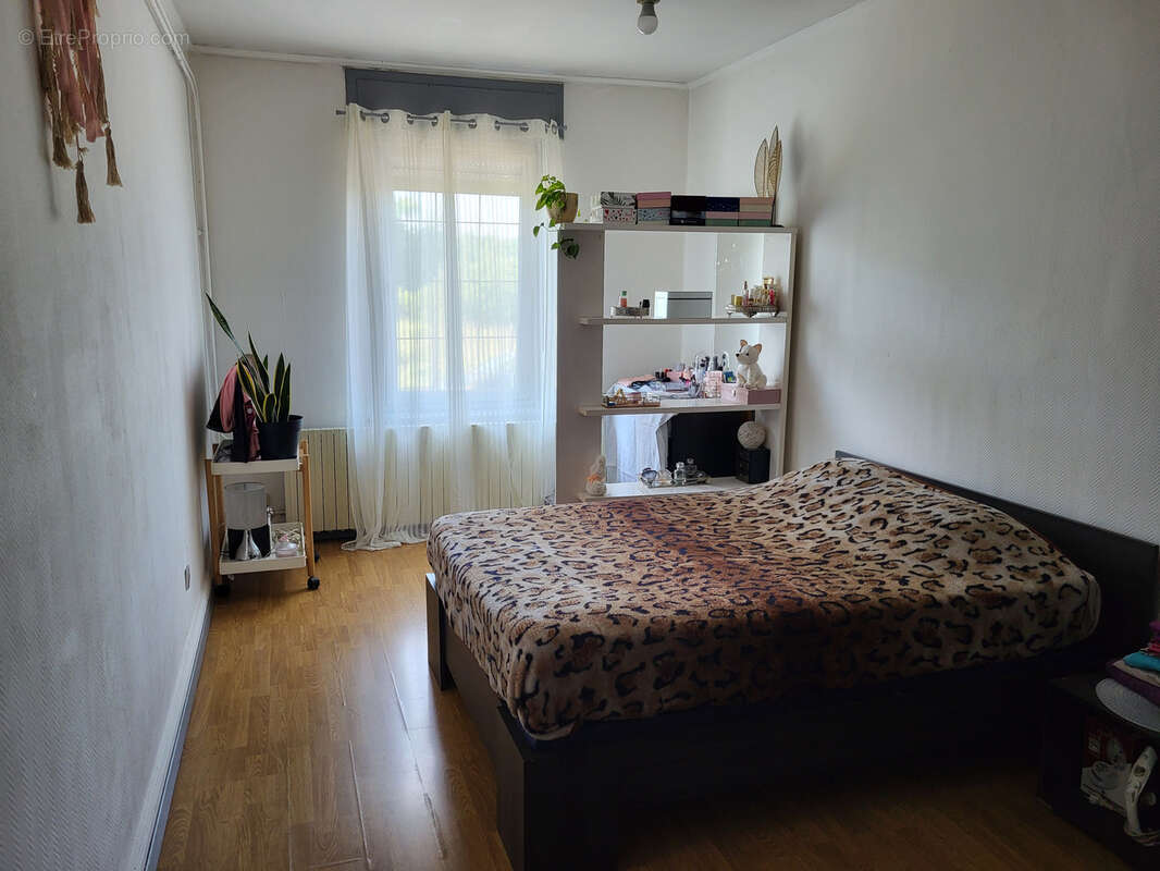 Appartement à AMNEVILLE