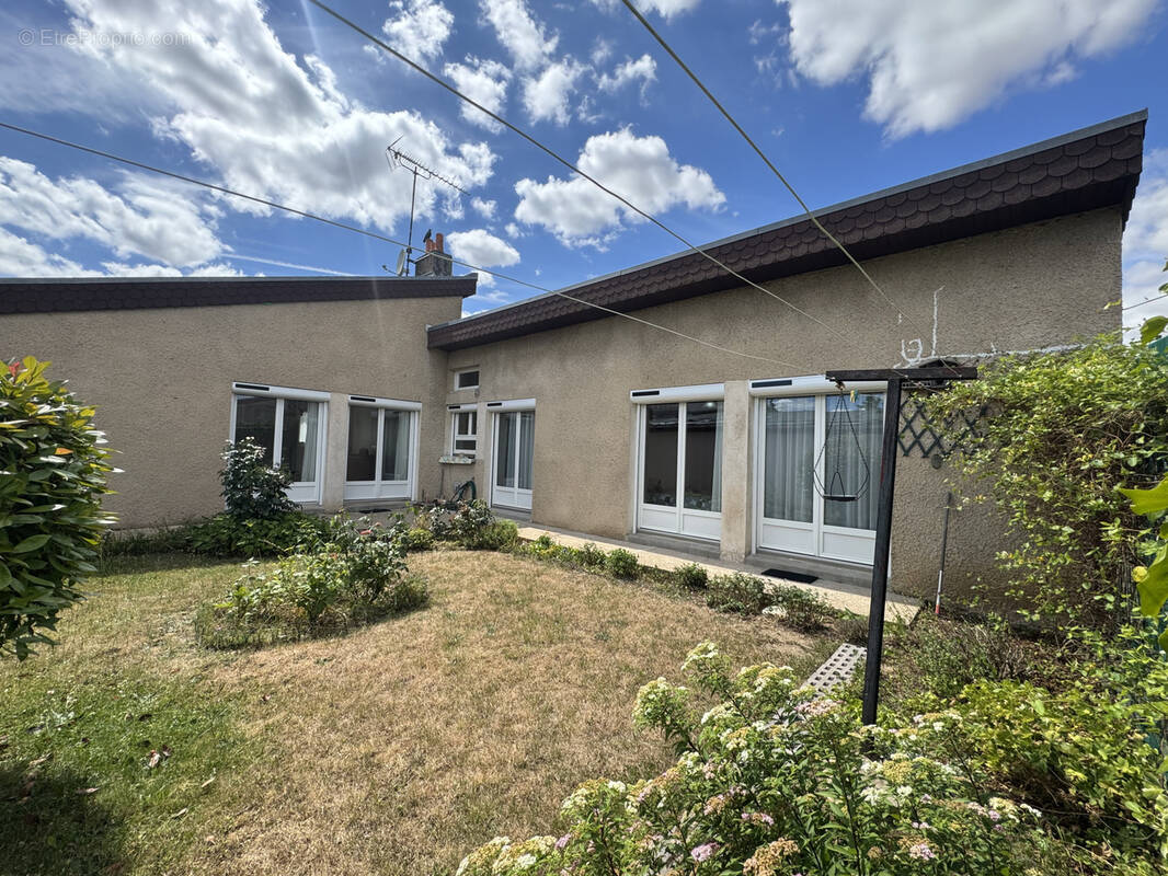 Maison à CHATEAUDUN