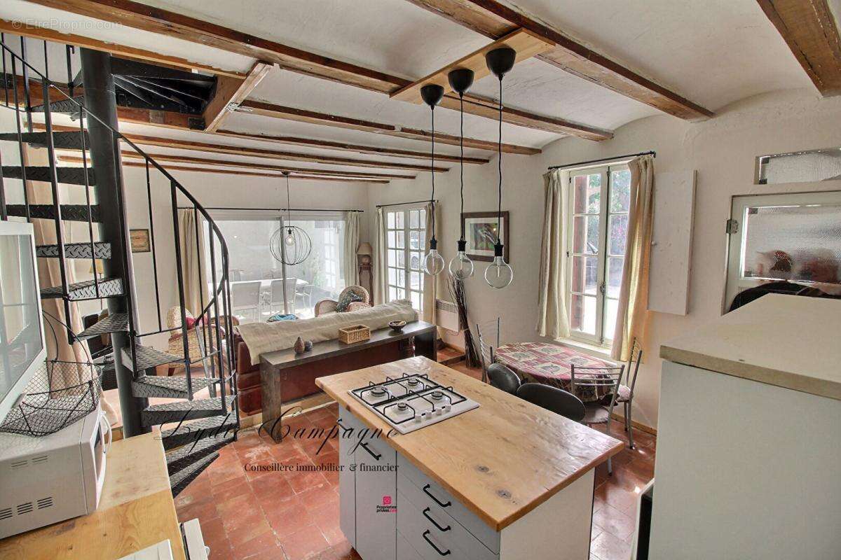 Maison à SAINT-ANDRE-DE-ROQUELONGUE