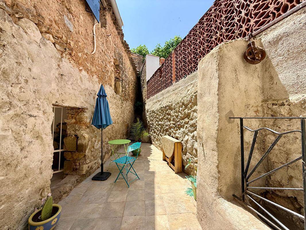 Maison à PUISSERGUIER