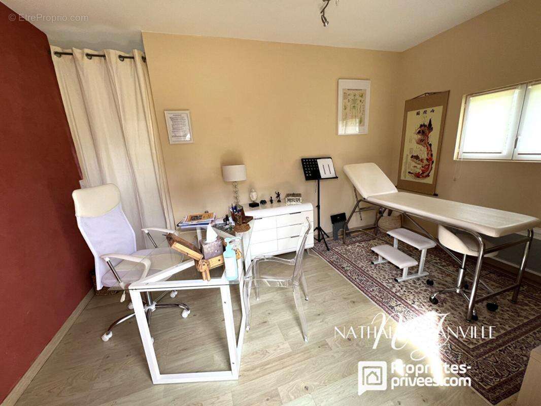 Maison à LAROQUE-DES-ALBERES