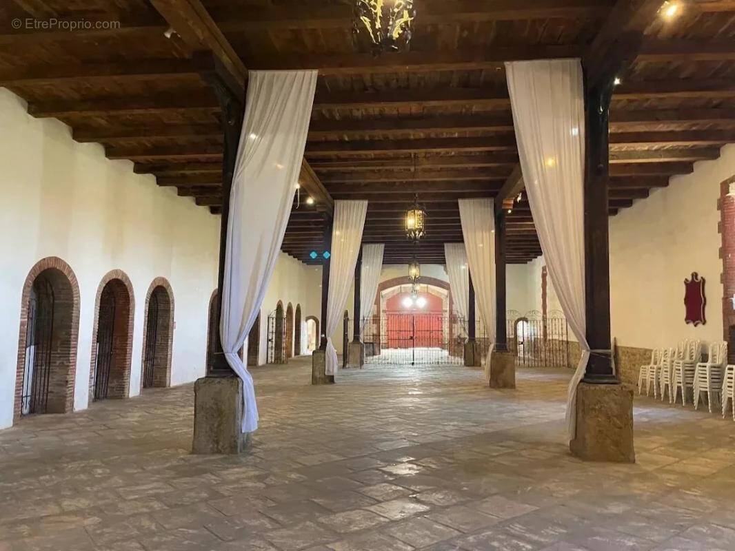 Maison à VILLENEUVE-DE-LA-RAHO