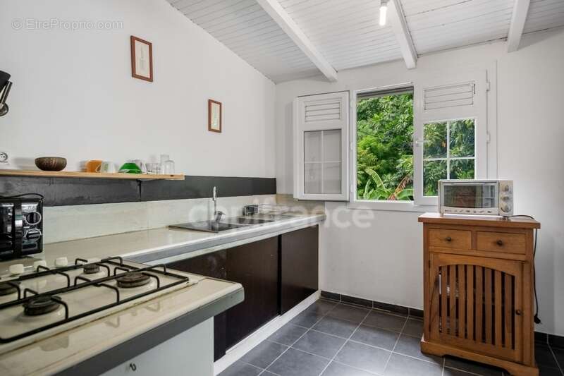 Appartement à CASE-PILOTE